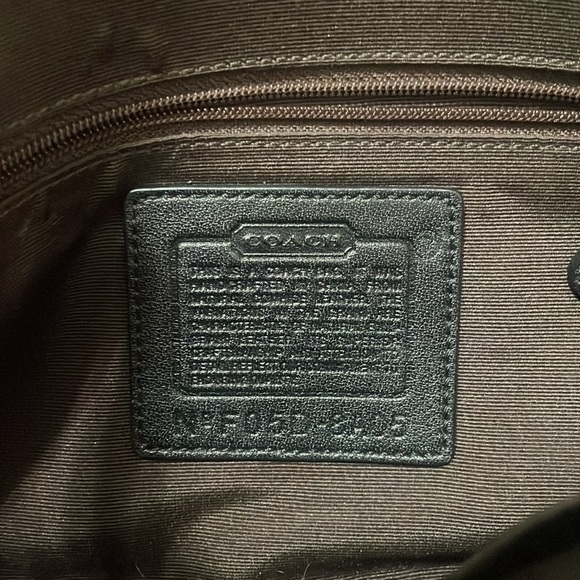 Coach brown leather purse - Picture 3 of 9